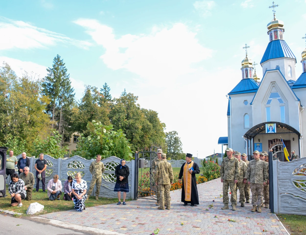 Боронив Україну в лавах Чорних Запорожців - у Ставах провели в останню путь воїна Владислава Третяка