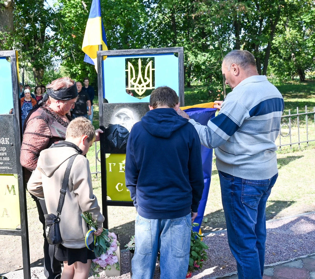 У Слободі відкрили Алею Слави Героїв: громада увічнила пам’ять чотирьох воїнів-земляків