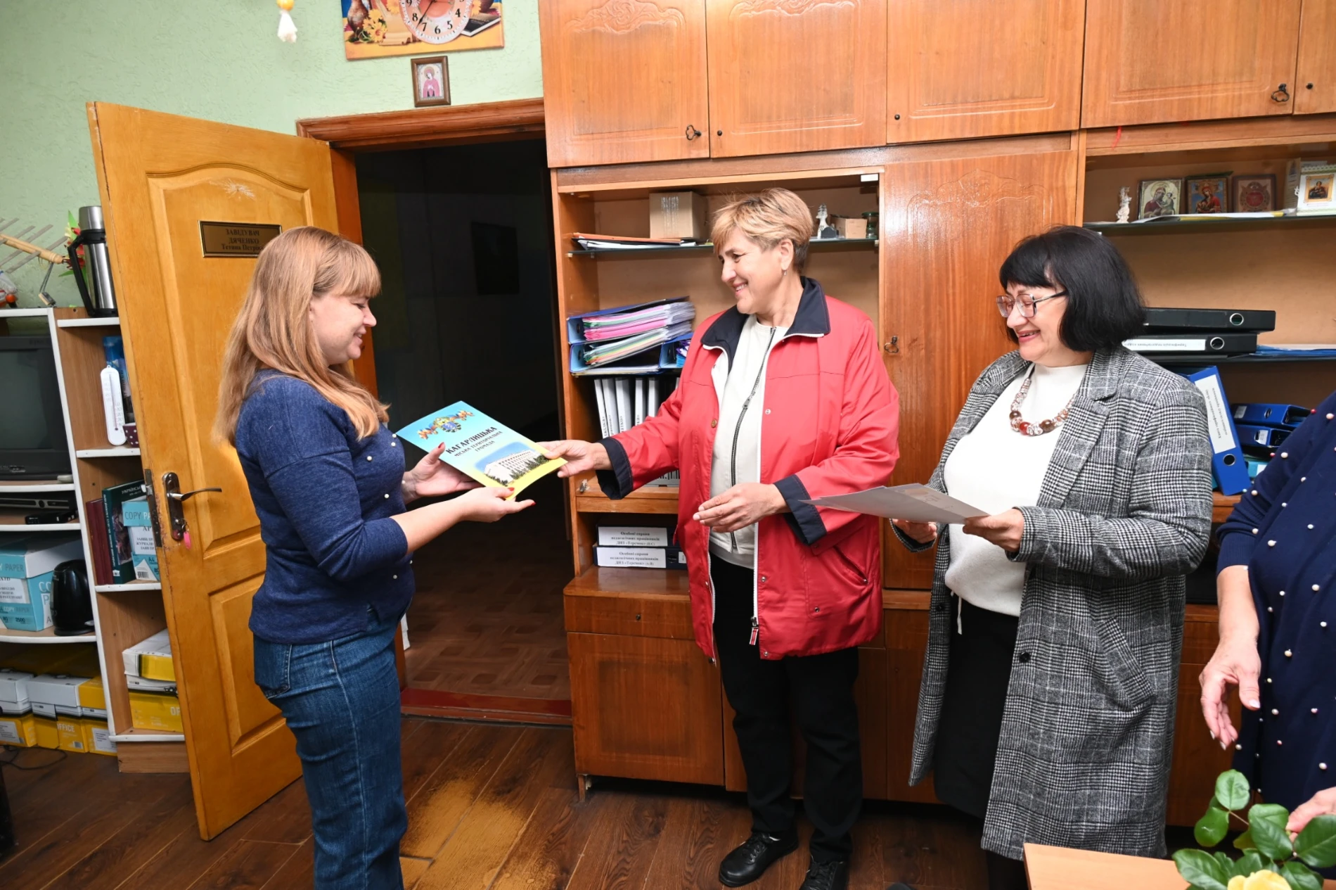 Працівників освіти Кагарличчини вітали із професійним святом