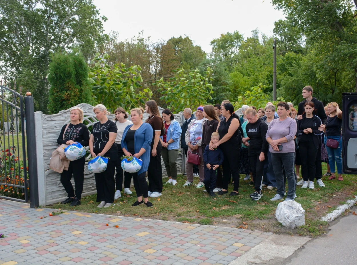 Боронив Україну в лавах Чорних Запорожців - у Ставах провели в останню путь воїна Владислава Третяка