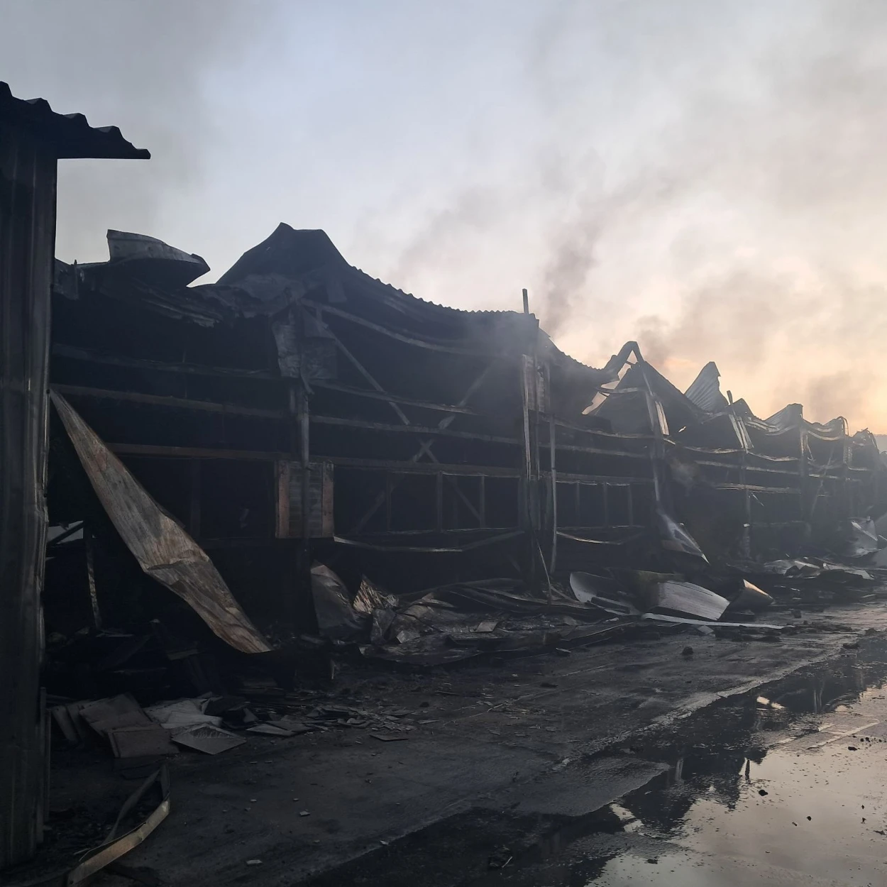 Атака ворожих дронів: нічний удар обірвав життя трьох ржищівчан