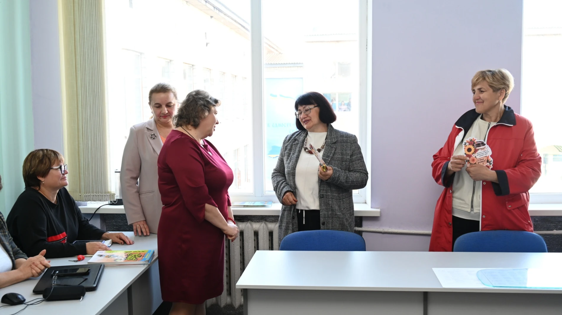Працівників освіти Кагарличчини вітали із професійним святом
