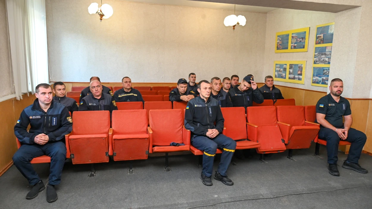 Вітання та відзнаки кагарлицьким рятувальникам до професійного свята