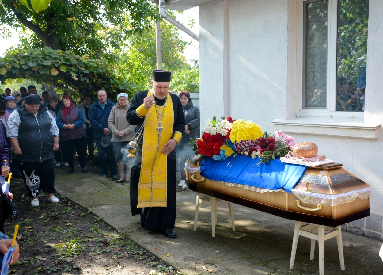 В Гороховому провели в останню путь воїна Віктора Дремлюгу - 9