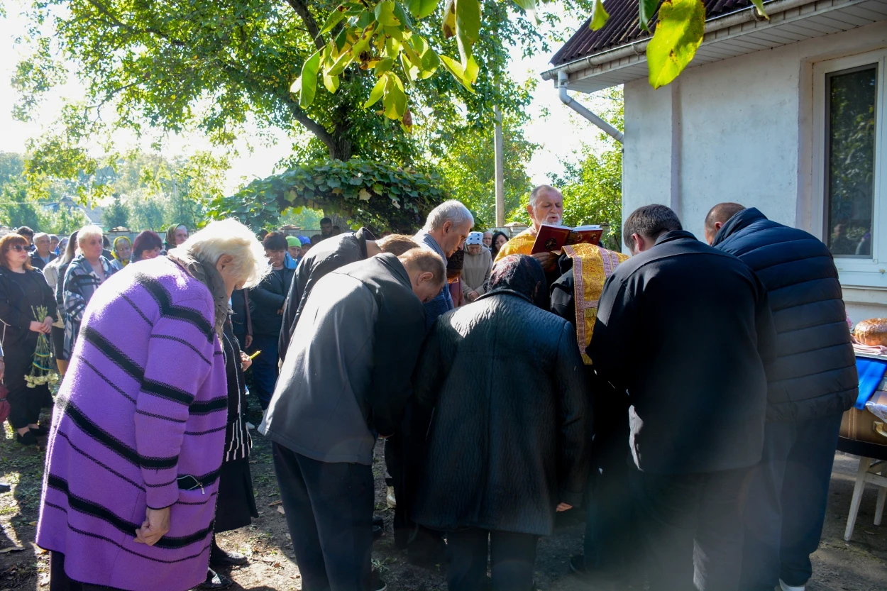 В Гороховому провели в останню путь воїна Віктора Дремлюгу - 11