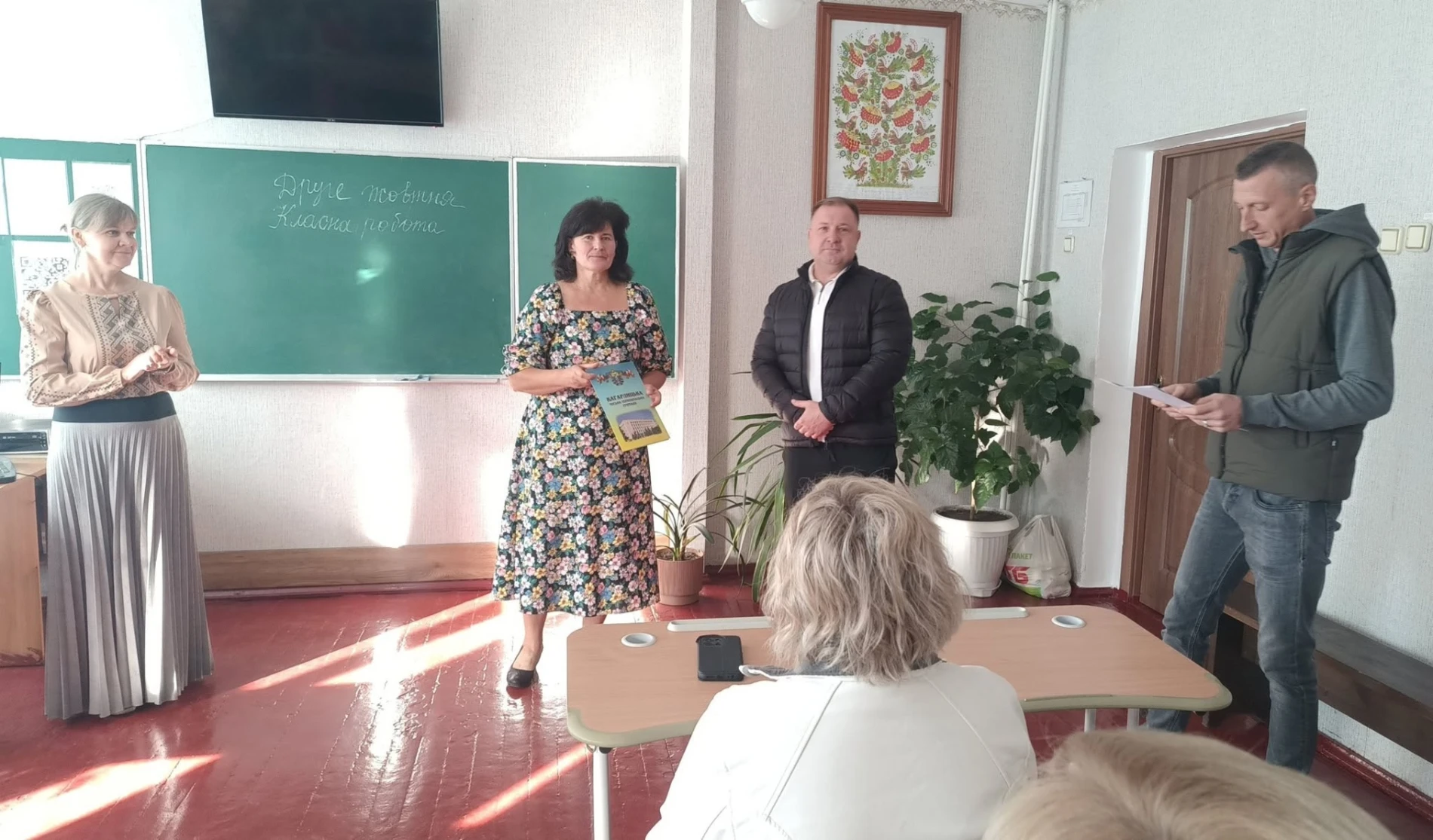 Працівників освіти Кагарличчини вітали із професійним святом