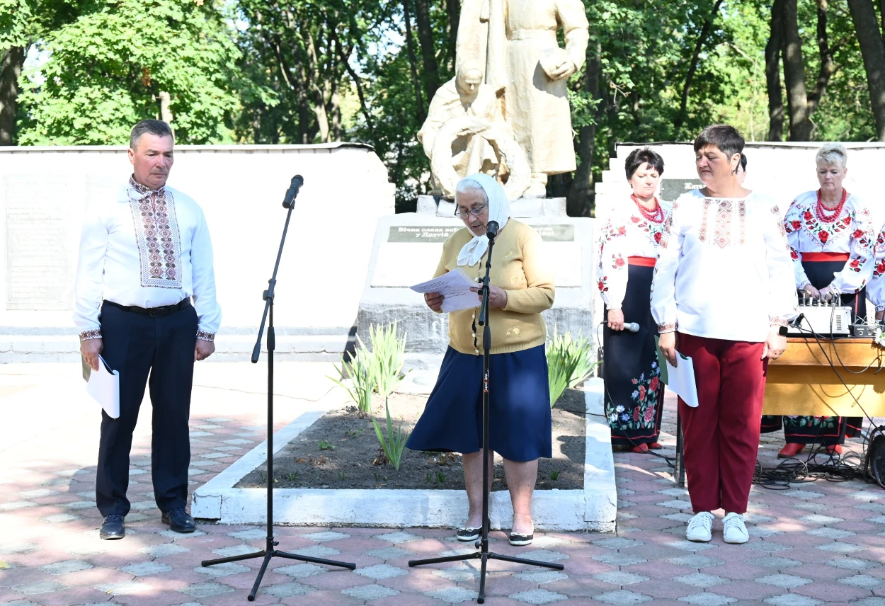 У Слободі відкрили Алею Слави Героїв: громада увічнила пам’ять чотирьох воїнів-земляків