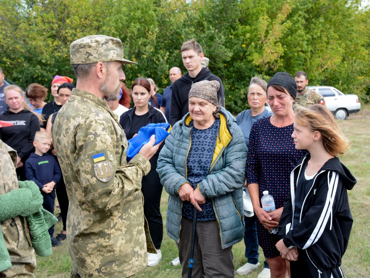 Боронив Україну в лавах Чорних Запорожців - у Ставах провели в останню путь воїна Владислава Третяка