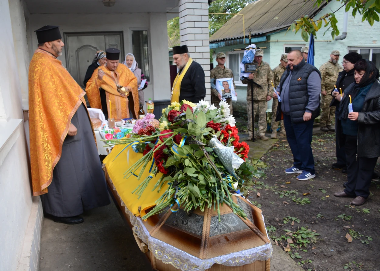 В Гороховому провели в останню путь воїна Віктора Дремлюгу - 4