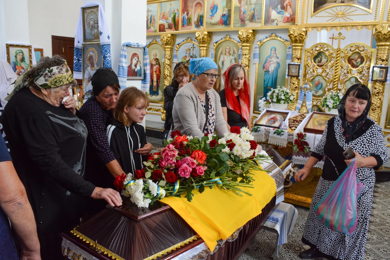 Боронив Україну в лавах Чорних Запорожців - у Ставах провели в останню путь воїна Владислава Третяка
