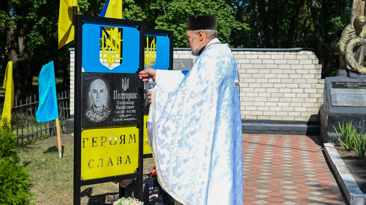 У Слободі відкрили Алею Слави Героїв: громада увічнила пам’ять чотирьох воїнів-земляків