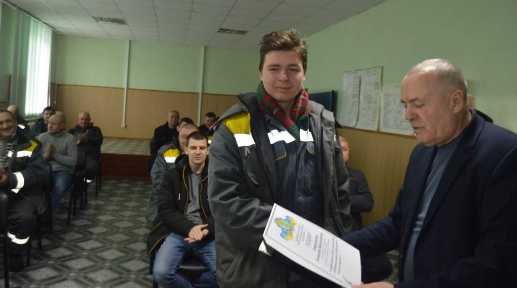 Кагарлицький міський голова Олександр Панюта та його заступник Іван Семцов напередодні Дня енергетиків привітали працівників місцевого підрозділу  ПрАТ «ДТЕК «Київські регіональні електромережі». 
