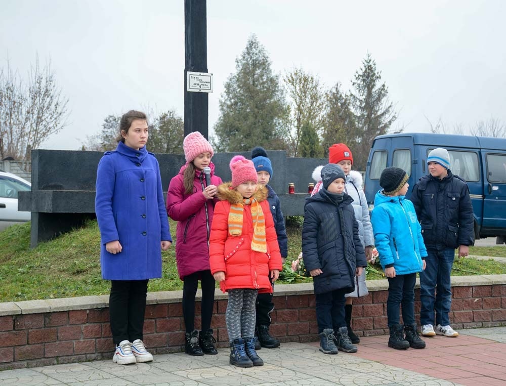 Вшанування пам'яті жертв голодоморів у Кагарлику