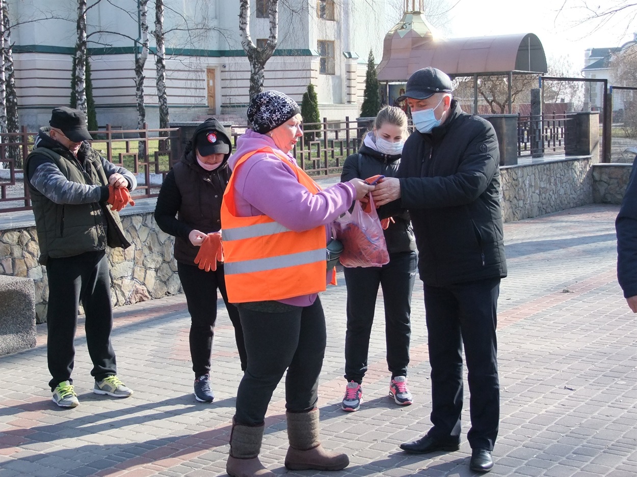 Суботник у Кагарлицькому міському парку