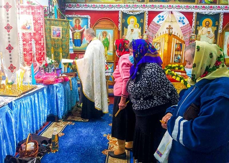 Освячення пасок у храмах Кагарличчини: село Переселення