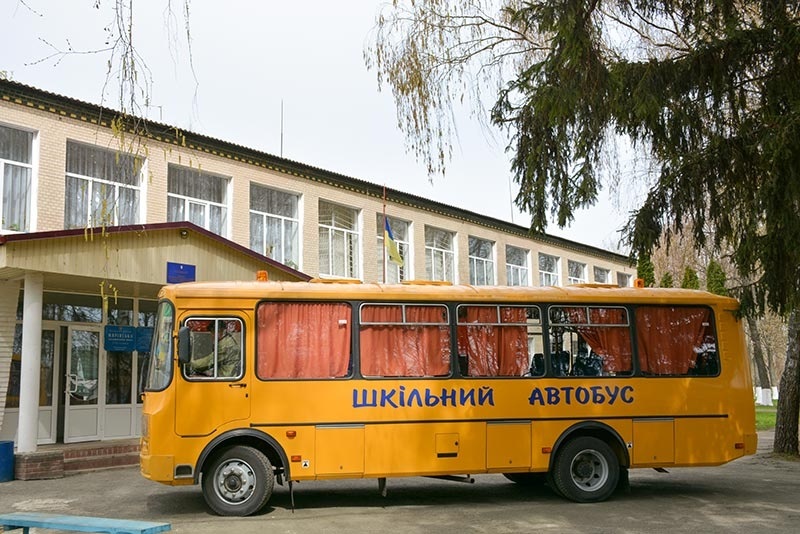 Шкільний автобус в Мирівці Кагарлицької громади
