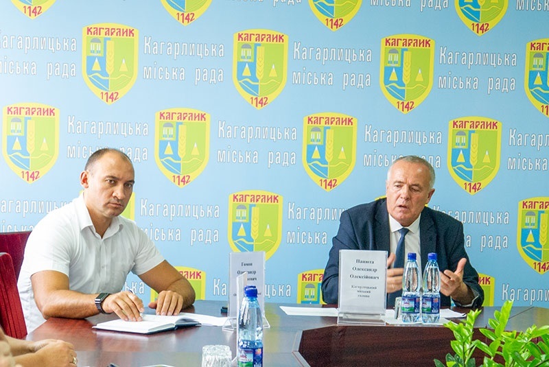Олександр Гомон і Олександр Панюта на наріді в Кагарлику