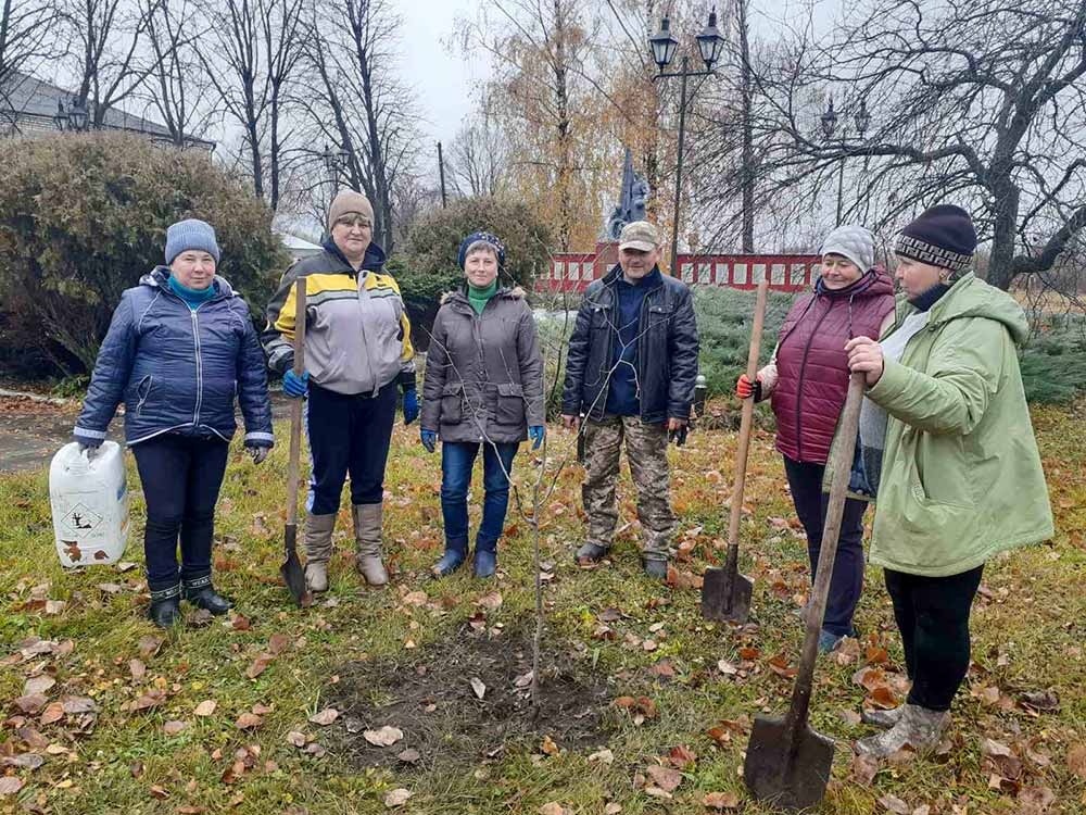 Учасники екологічної акції в Ліщинці на Кагарличчині