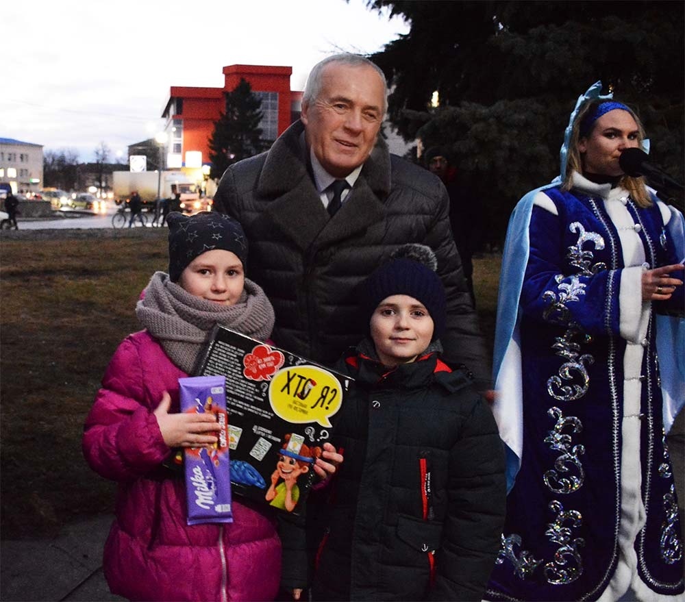 Вручення призів переможцям конкурсу ялинкової прикраси в Кагарлику