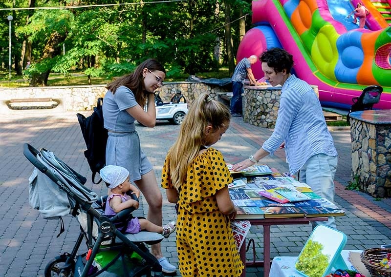 Ярмарок в Кагарлику книги