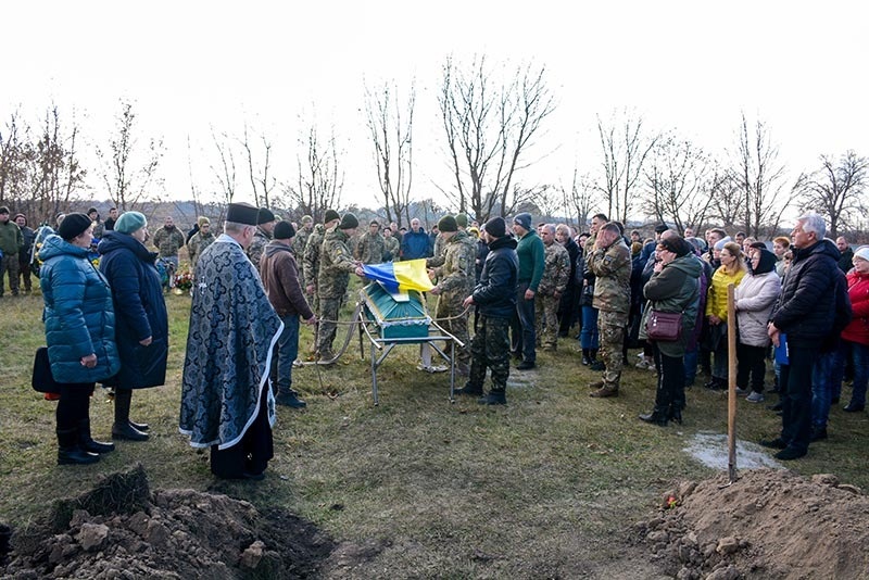 Поховали в Кагарлику солдата Купрікова