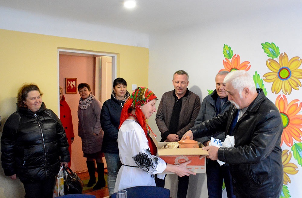 Подарунки від МХП для Етнохати в Слободі на Кагарличчині