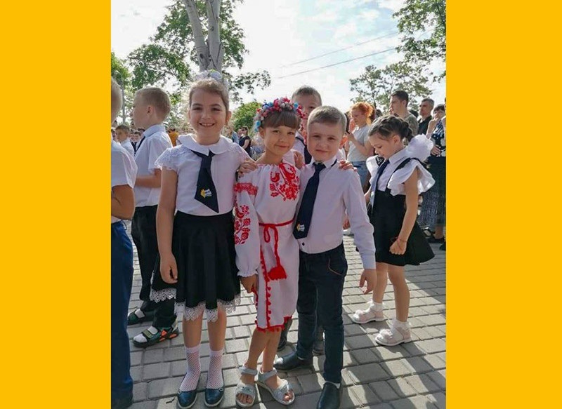 Дитинство маленьких маріупольців зруйнувала війна.