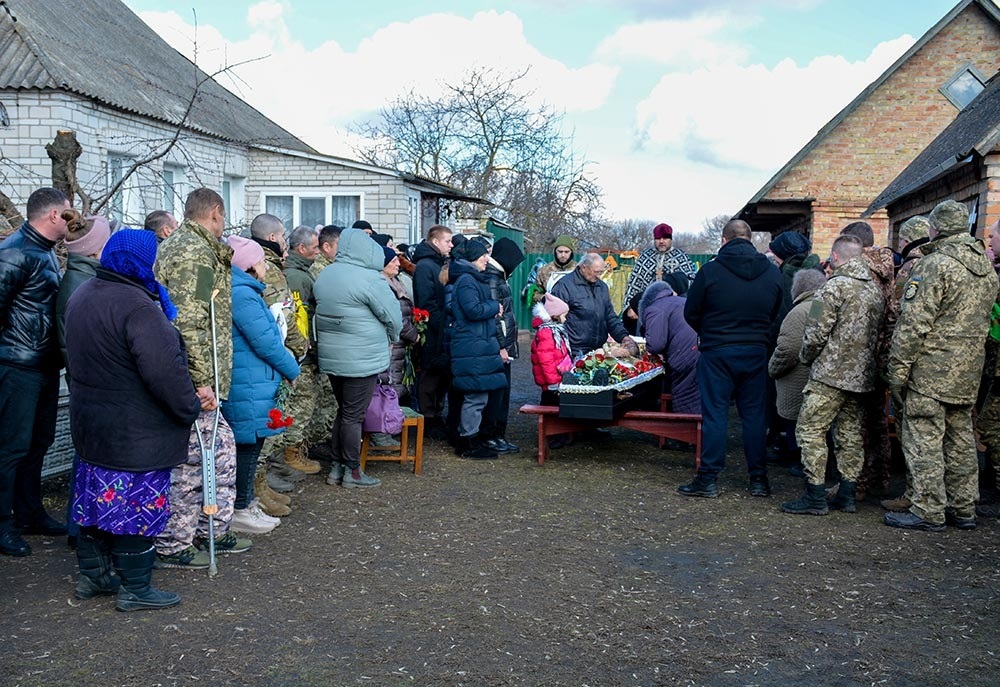 Прощання із загиблим солдатом в Шпендівці на Кагарличчині