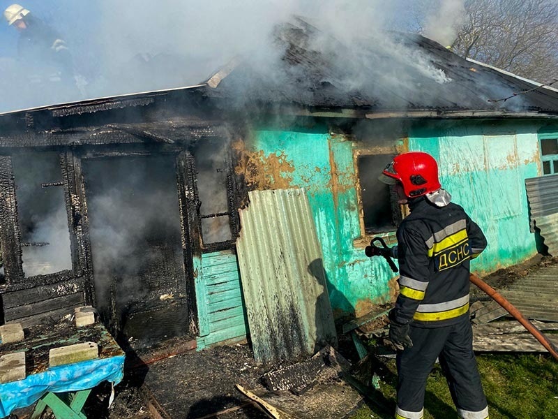 Пожежа у селі Черняхів на Кагарличчинігорів будинок