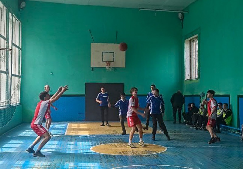 Фрагмент змагань із баскетболу у Ржищеві