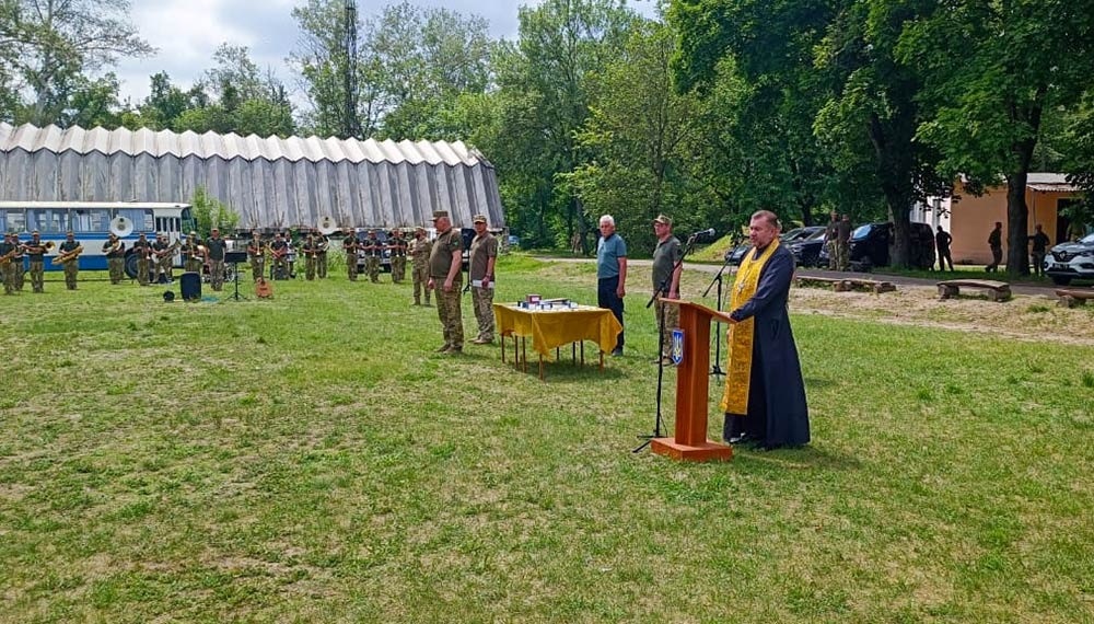 Подарунки і відзнаки воїнам від Обухівщини та Кагарличчни