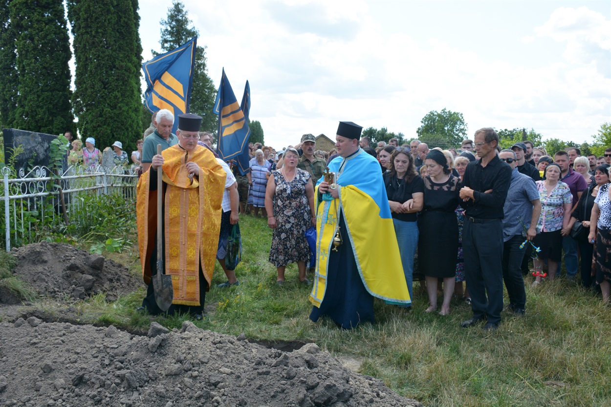 У Кагарлику в останню дорогу провели Героя Олега Фоміна