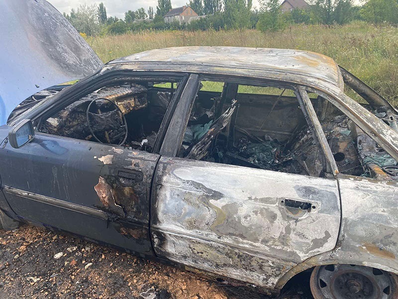 Вогонь пошкодив автомобіль у Ржищеві