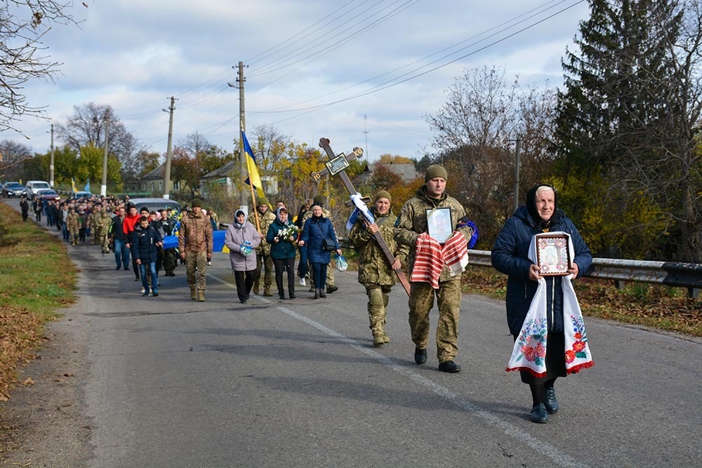 На Кагарличчині поховали солдата Бориса Бащенка 6