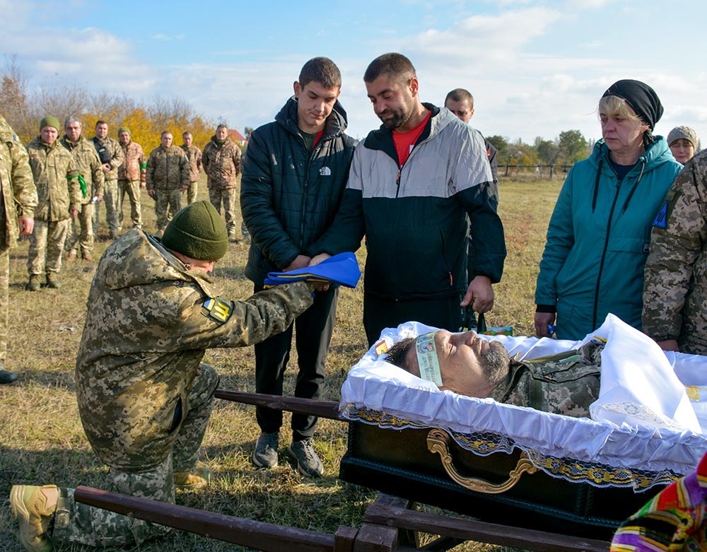 На Кагарличчині поховали солдата Бориса Бащенка 12