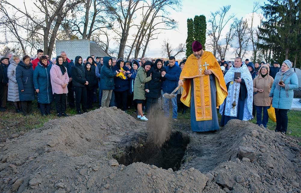 Похорни воїна Віталія Тищенка в Шпендівці на Кагарличчині 12
