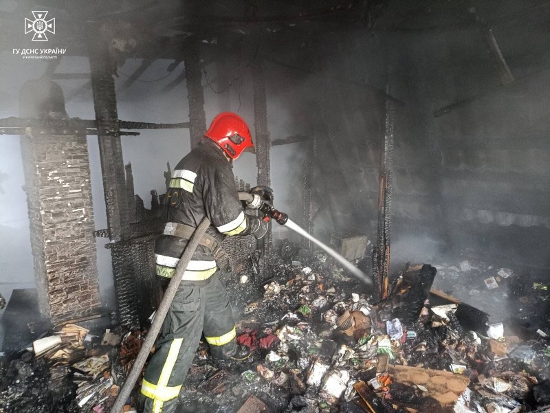 Пожежа у будинку у Великих Пріцьках на КИївщині