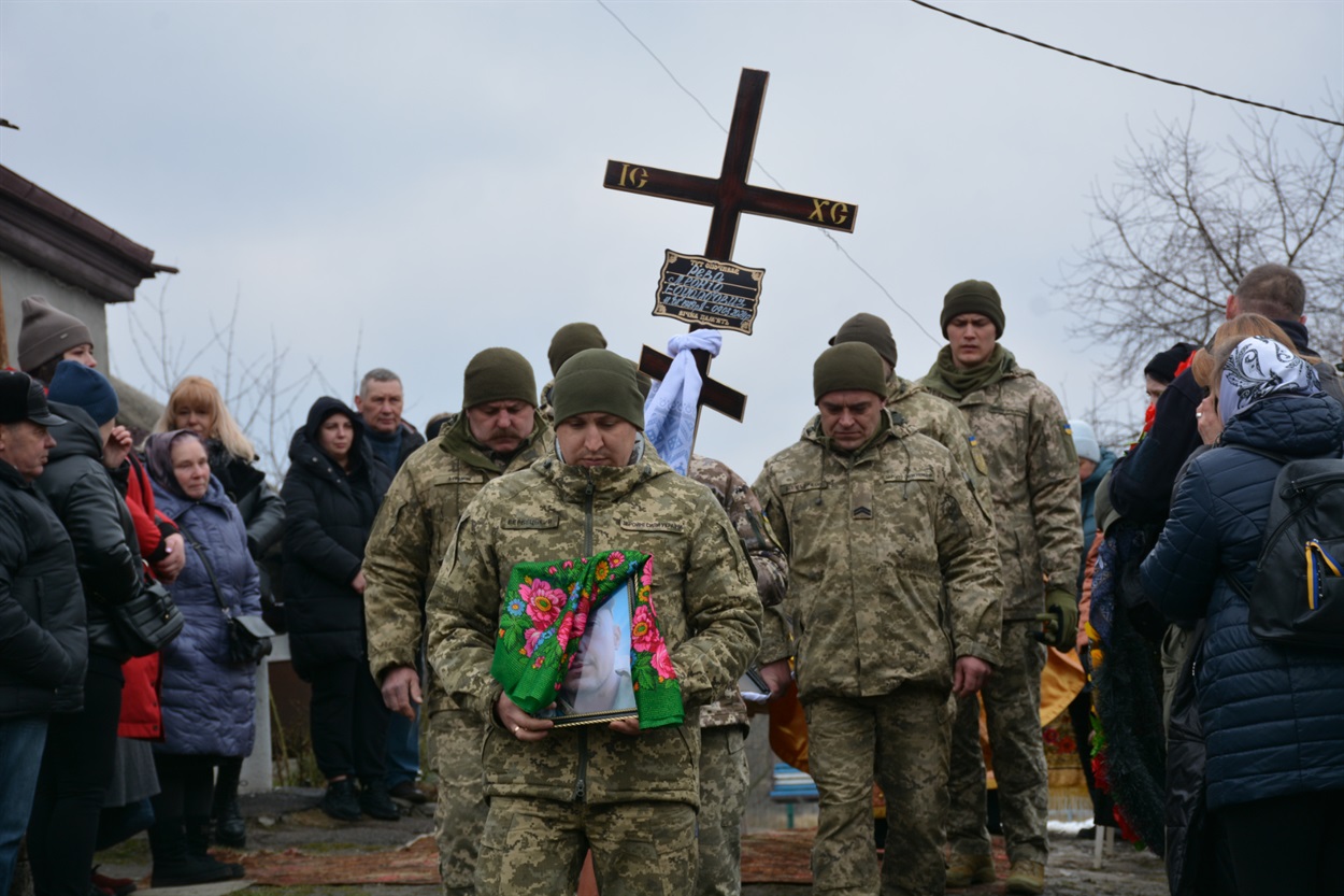 У Кагарлику поховали загиблого воїна Леоніда Реву
