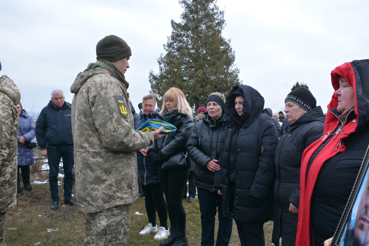 У Кагарлику поховали загиблого воїна Леоніда Реву