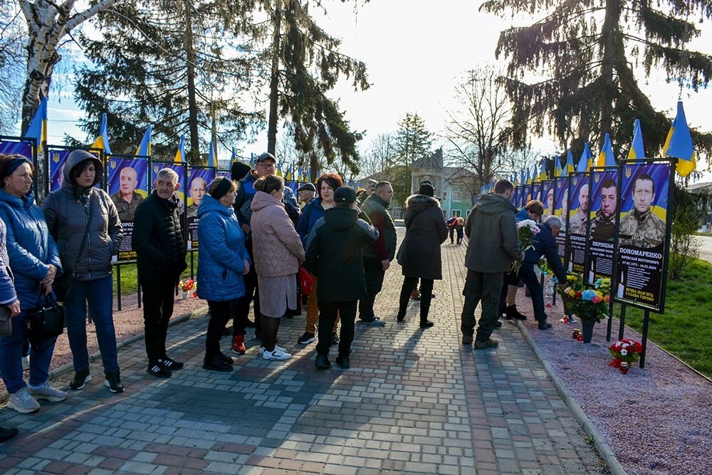 Вшанування Героїв на Алеї Слави в Кагарлику