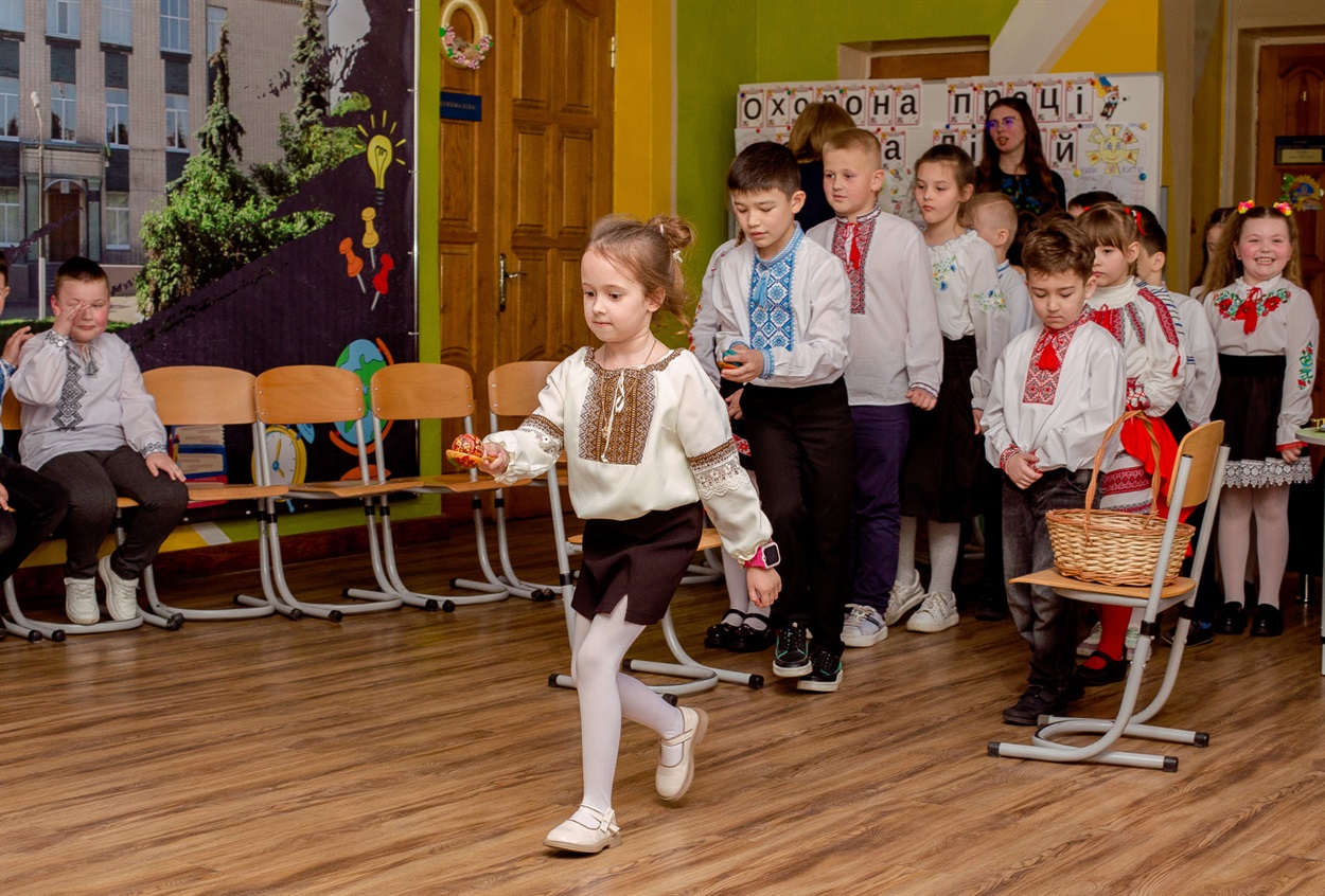Свято "Як козаки Великдень святкували" у Кагарлицькому ліцеї №1