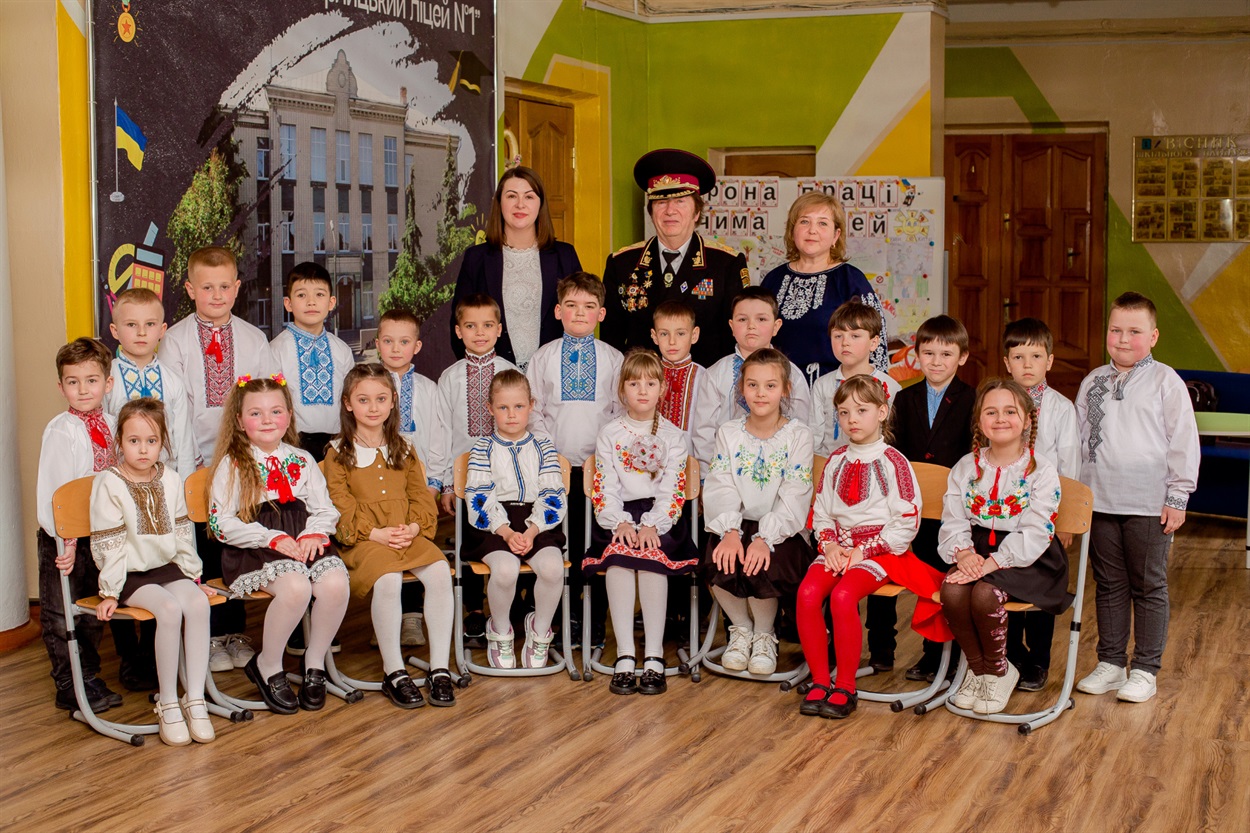 Свято "Як козаки Великдень святкували" у Кагарлицькому ліцеї №1
