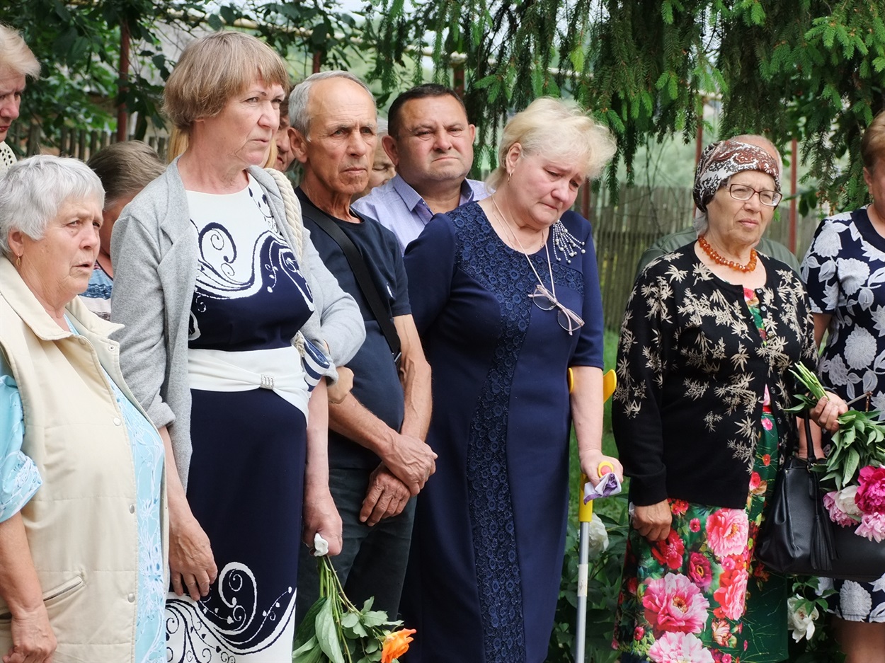 Відкриття меморіальної дошки на честь Ігоря Шкребтієнка в Кадомці