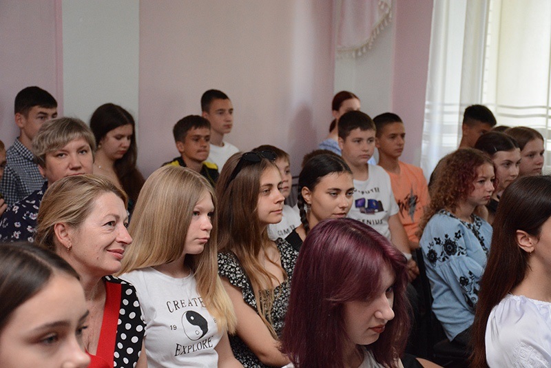 Під час вручення нагород талановитим дітям та їх наставникам в Кагарлицькому центрі творчості 2