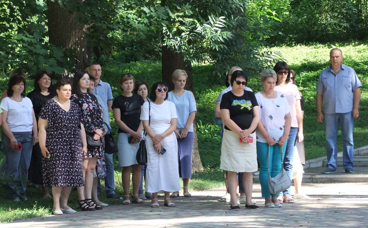 Вшанування пам'яті жертв війни біля Меморіалу слави у Кагарлику