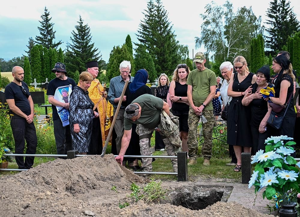 У Кагарлику провели в останню дорогу воїна Євгенія Кучера