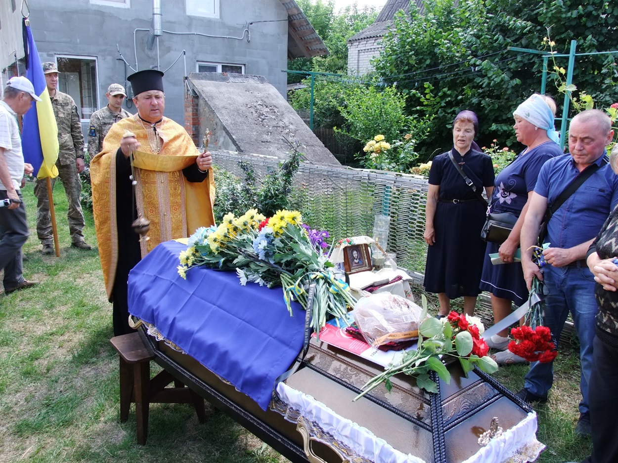 У ЛІщинці Кагарлицької громади провели в останню дорогу воїна Івана Лозинського