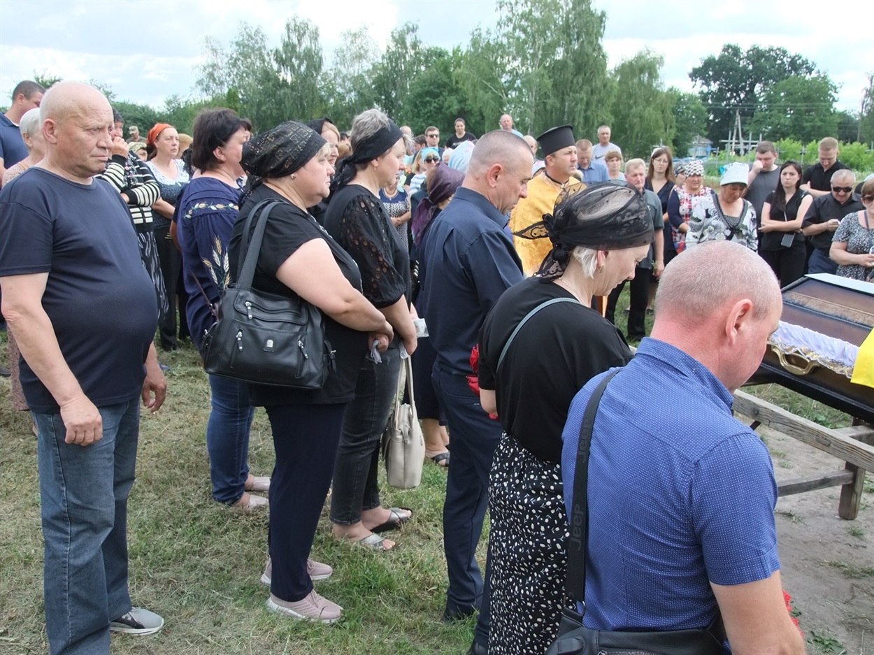 У ЛІщинці Кагарлицької громади провели в останню дорогу воїна Івана Лозинського