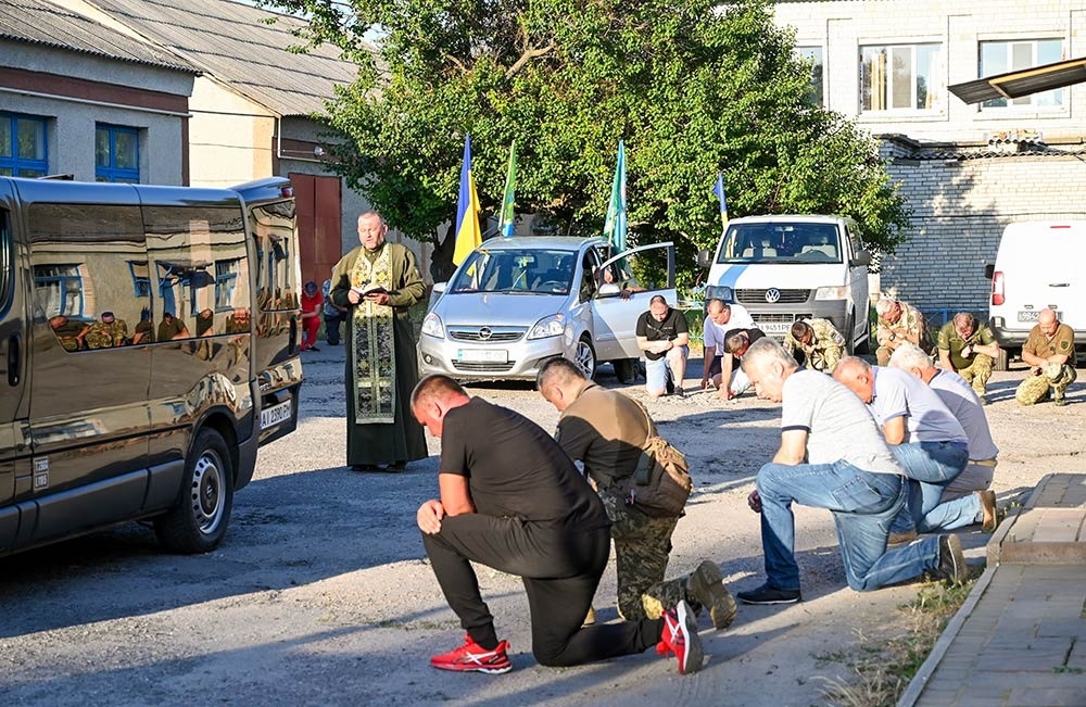 У Кагарлику провели в останню дорогу воїна Мирослава Ярмішка 1