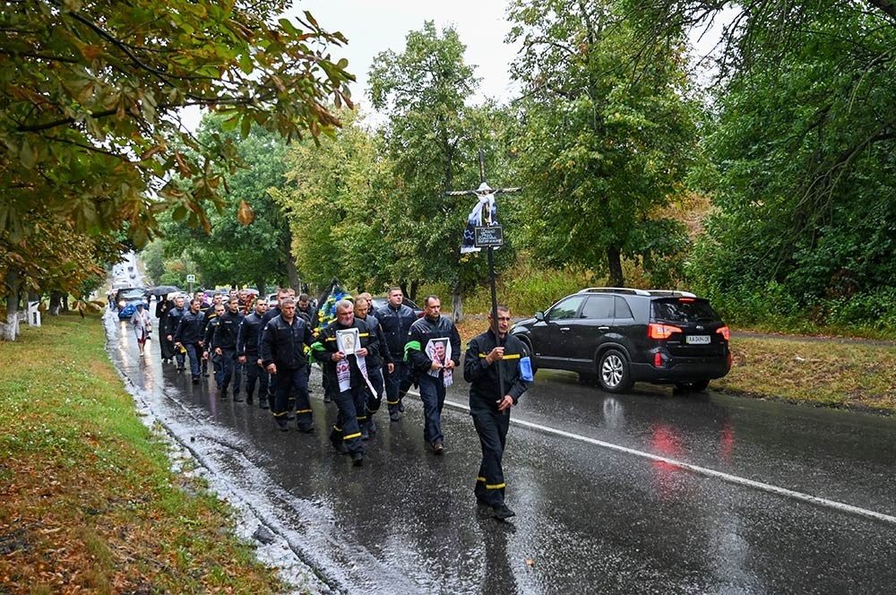 У Кагарлику поховали загиблого пожежника Федора Бойка 10